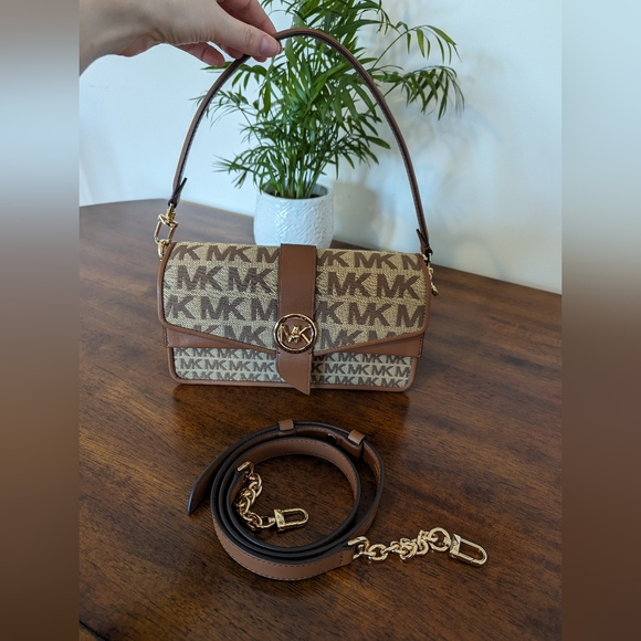 NWOT Michael Kors Greenwich Canvas Monogram Bag - Picture 3 of 17